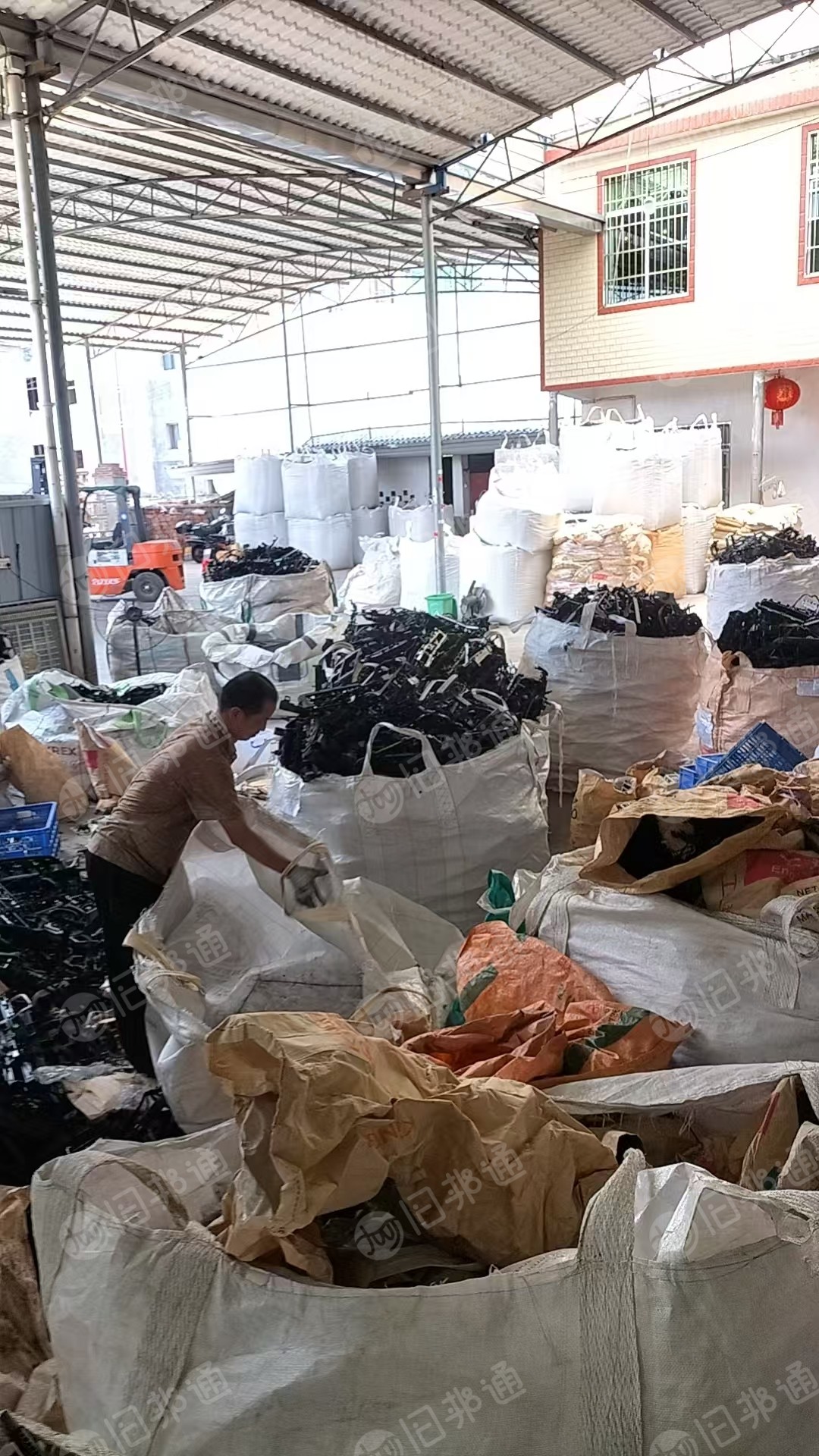 求购汽车配件，PP PC合金 尼龙ABS毛料，破碎用，月需30吨