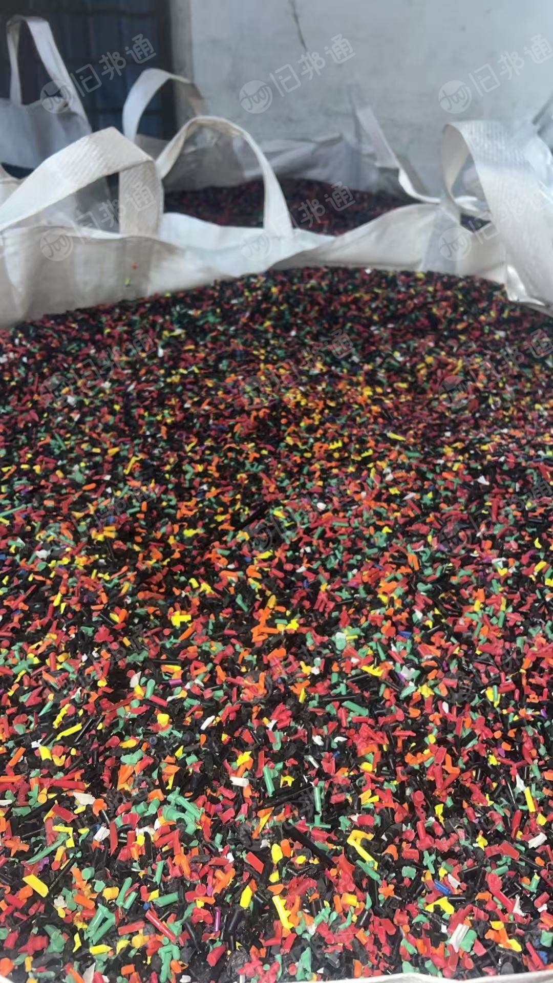 长期出售天海电子厂家出来的尼龙废料,扎带料和破碎料,有单双6混在一起,月供30吨