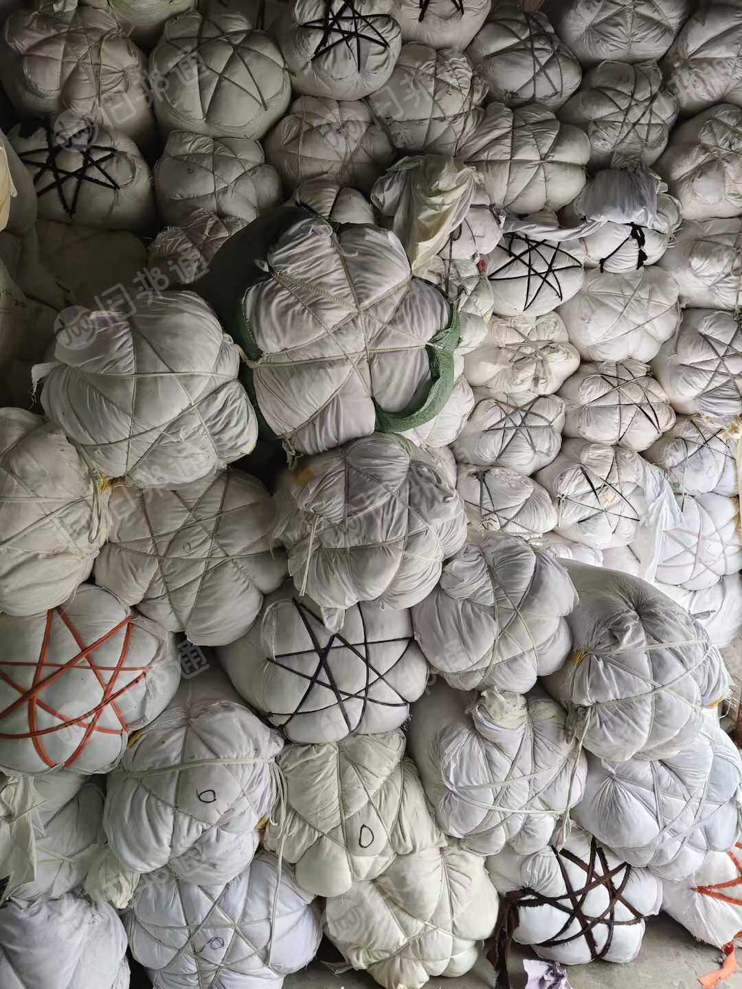 长期出售白色高棉擦机布,布头,含棉80左右,月供几十吨,在广东佛山