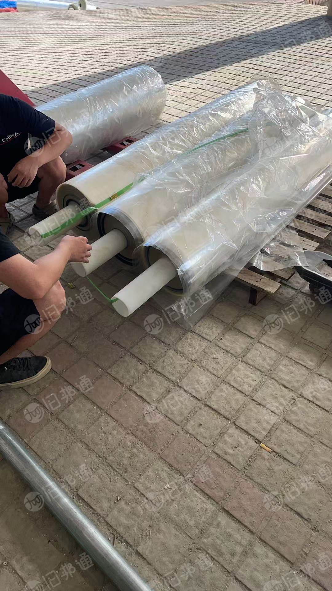 出售pet卷膜，偏光片上裁下来的，月供100吨