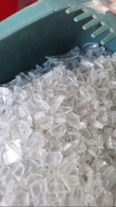 长期出售PET瓶胚破碎料