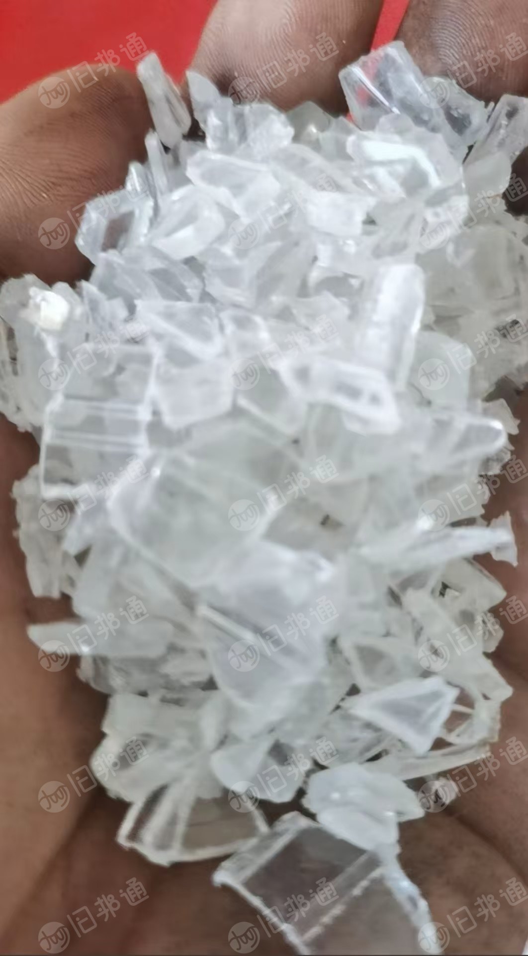 长期出售PET瓶胚破碎料