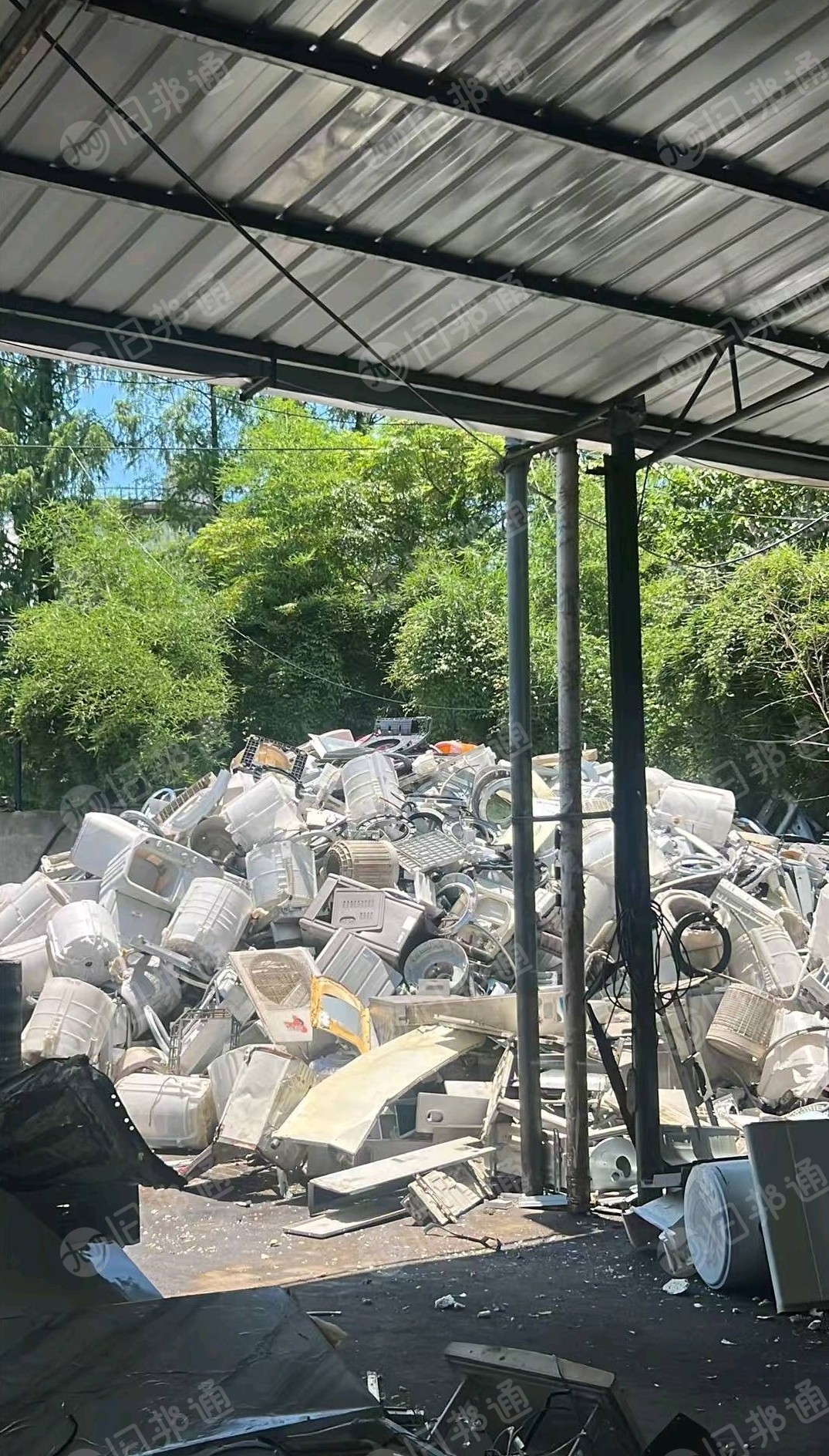 长期出售拆解下来的洗衣机废塑料