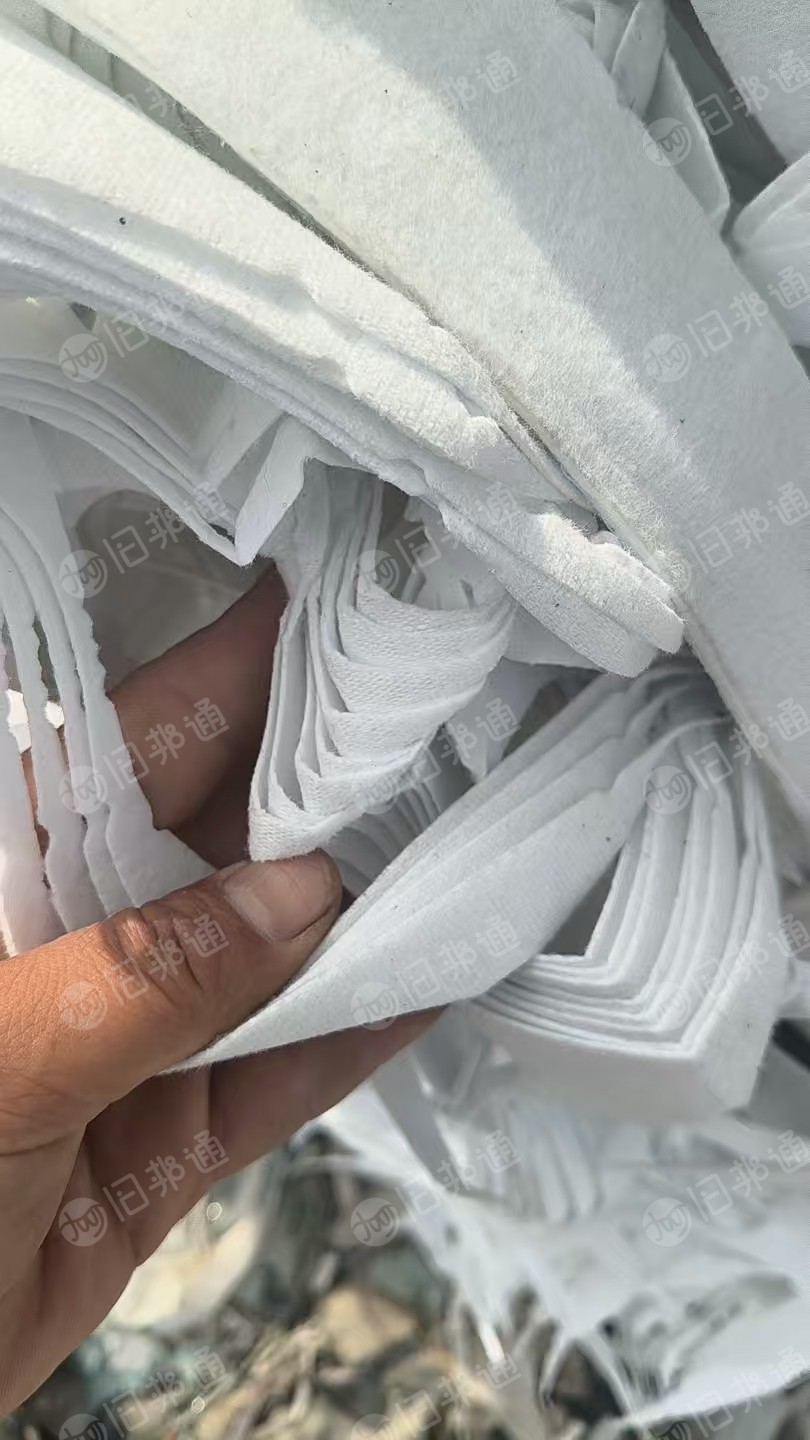 现货处理一批白色涤纶废丝,涤纶废布,现货9米6一车,货在浙江温州