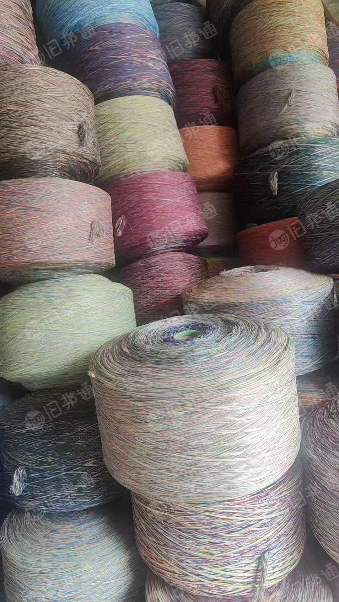 长期出售杂色涤纶大盘丝，涤纶纱线，涤纶库存丝，现货40吨，在福建泉州
