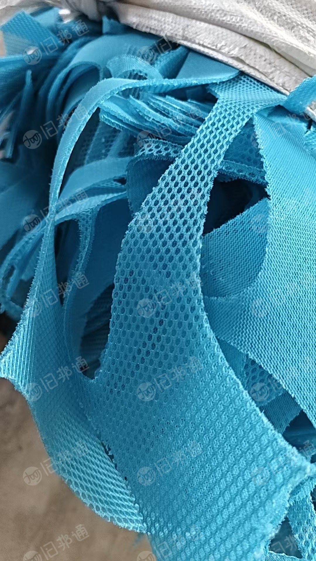 长期出售做医疗器材下来的纯棉废布，涤棉废布，三明治网布，货在河北衡水
