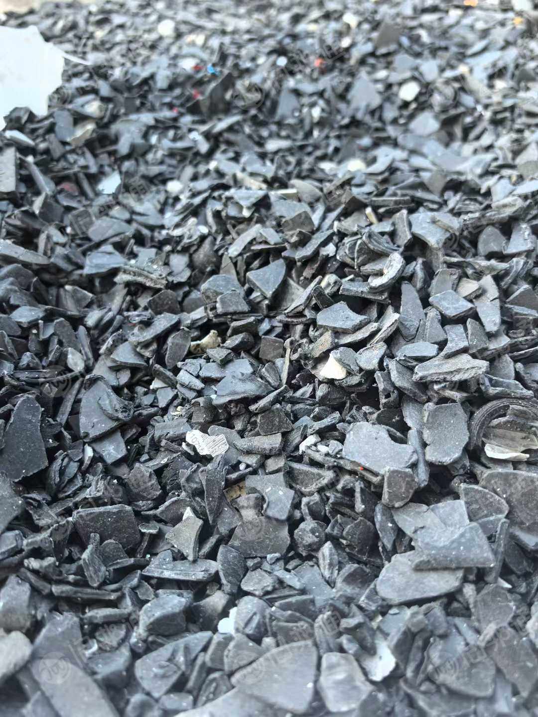 出售PC汽车大灯破碎料，PC破碎料，聚碳破碎料