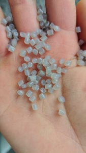 长期出售PP打包带颗粒，有白透明颗粒，乳白颗粒，黄半透明白颗粒