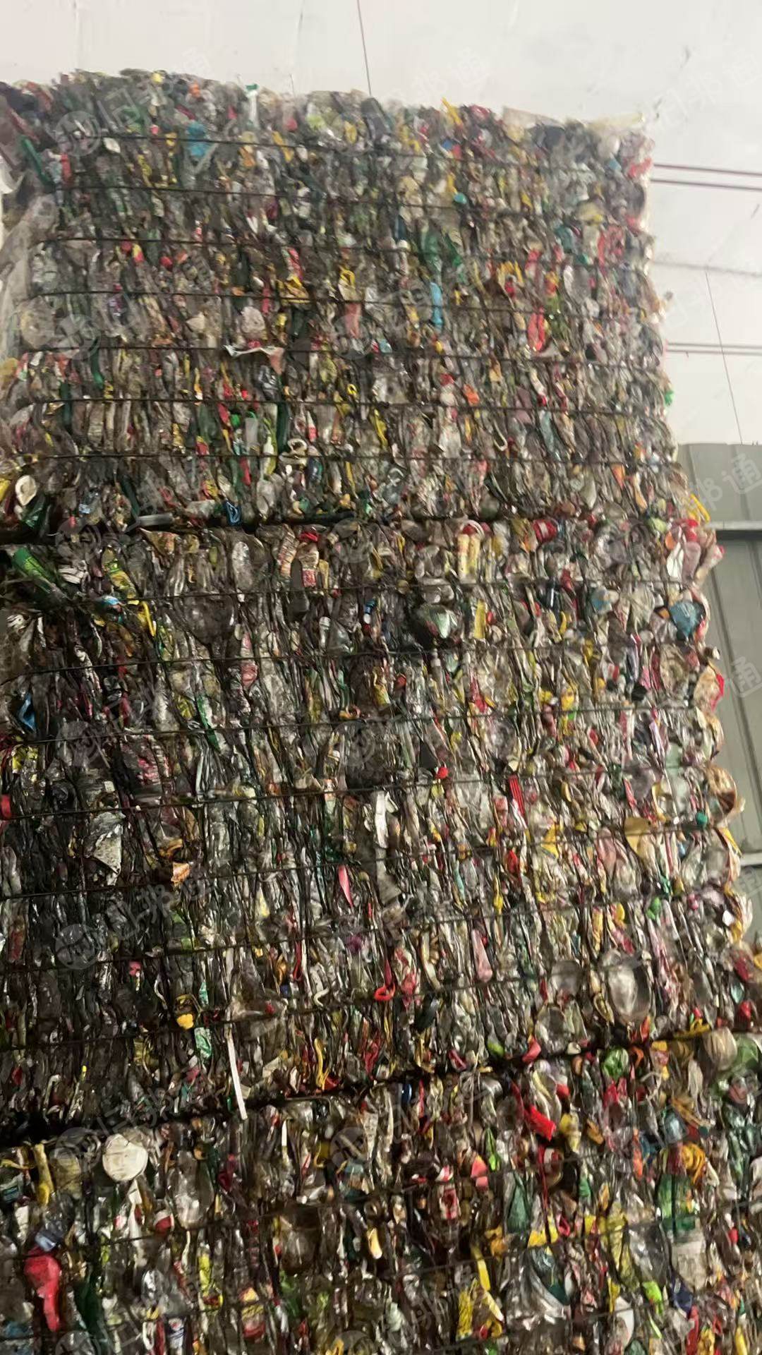 出售PET油壶砖，二级蓝白瓶砖，绿瓶砖，现货各一挂车