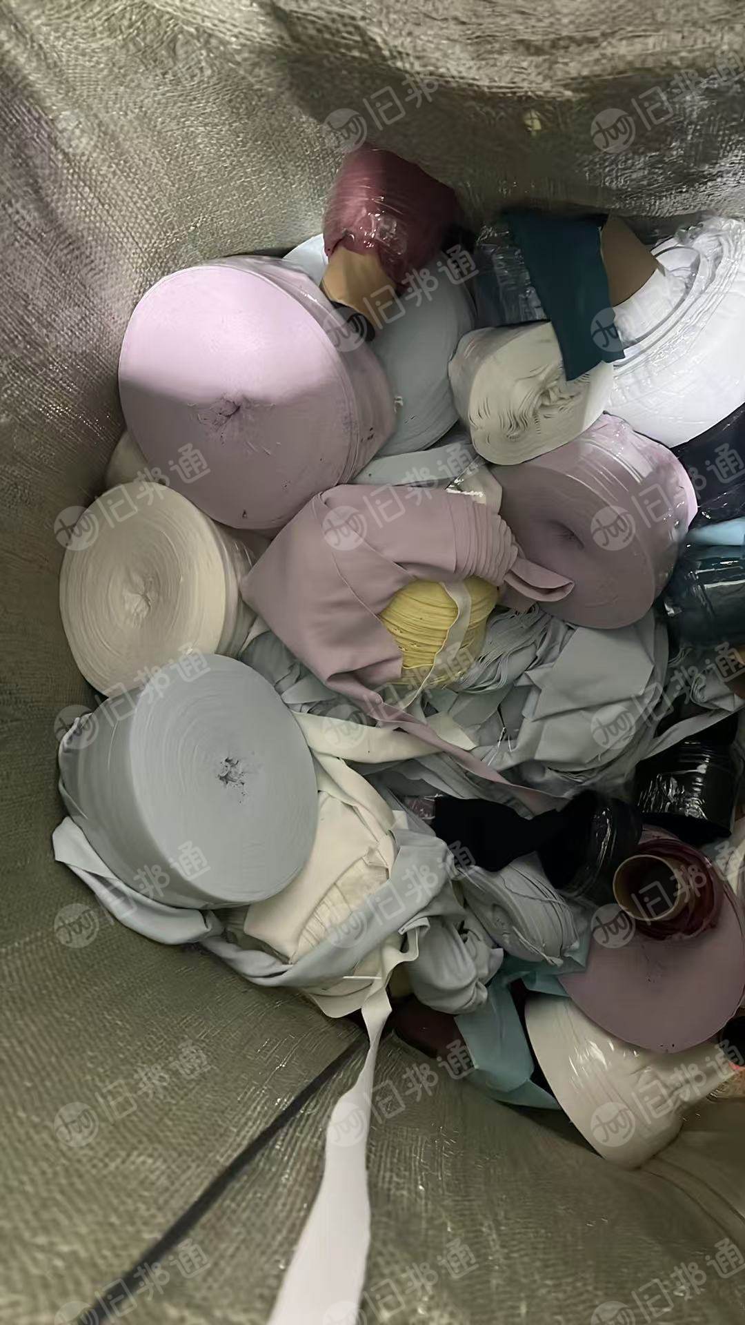 长期出售服装厂下来的锦氨废布，锦氨边角料，泳装废布，货在广东东莞
