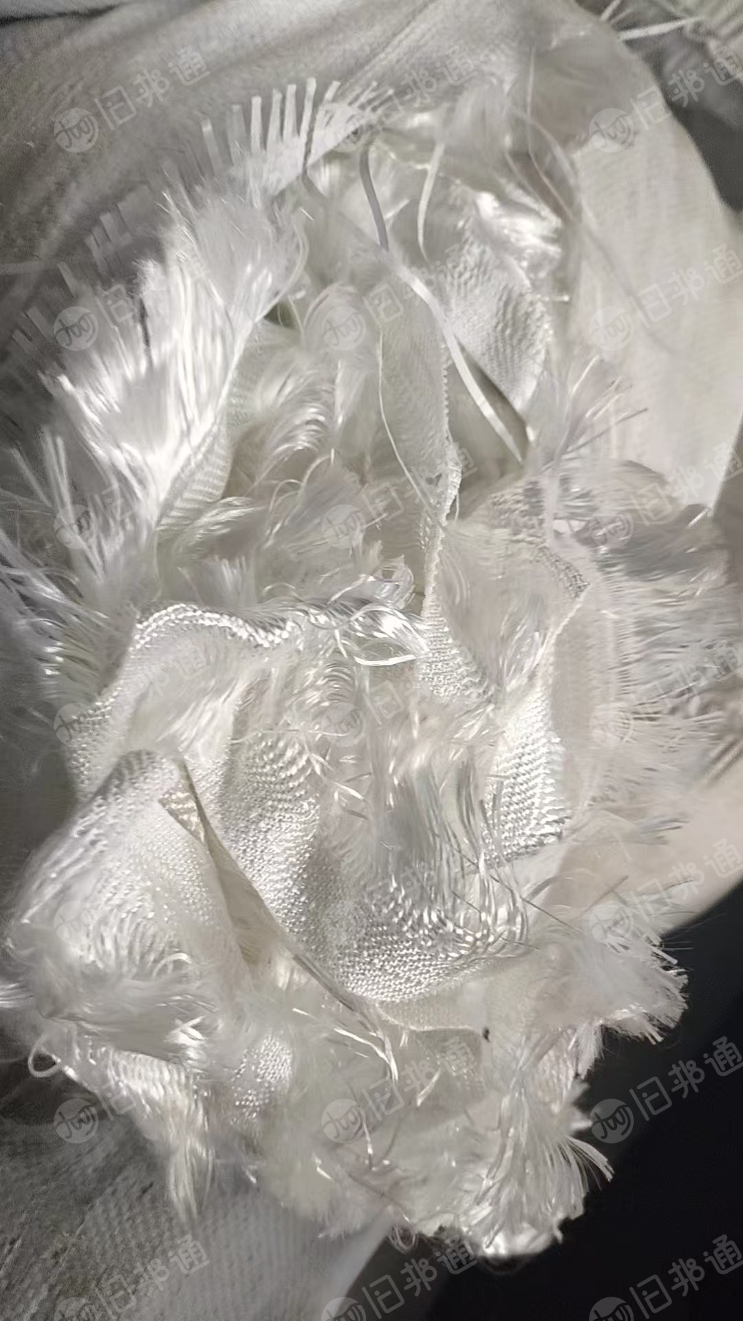 厂家长期出售烫边下来的白色涤纶工业长丝,涤纶废丝,现货有15-20吨,货在江西抚州