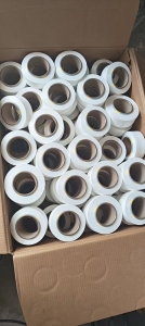 长期出售白色的纯涤纶布泡，pet泡料，月供700吨，厂在江西上饶