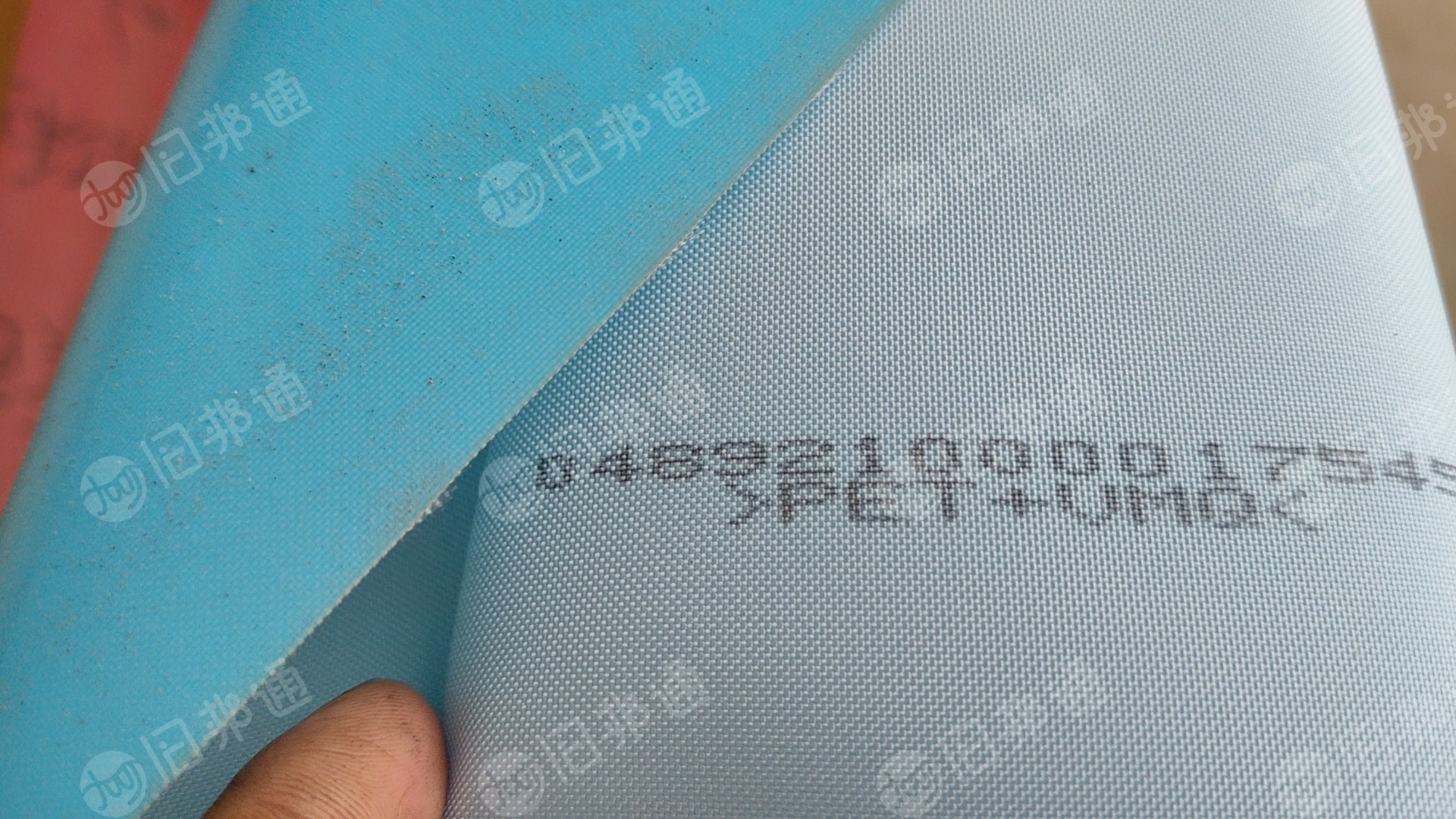 长期回收pet气囊布卷材,要求蓝色的,单面带胶,平方克重300克左右,做9.6米车边篷和顶篷用