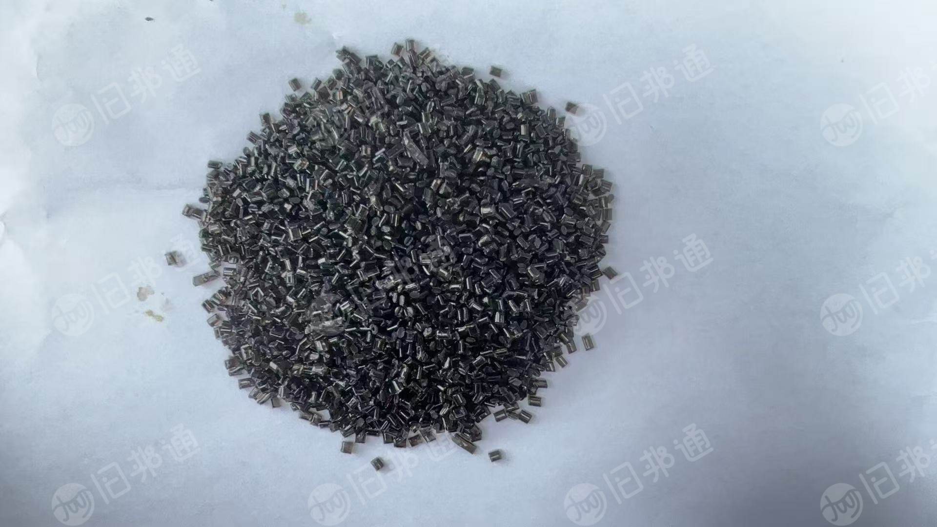 长期出售PC色透颗粒，冲击65、溶脂15，可用于用于板材，3c数码配件，灯饰，小家电，眼镜
