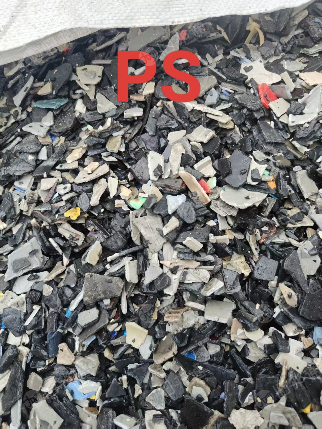 出售PS破碎料，家电外壳粉碎料，现货20吨