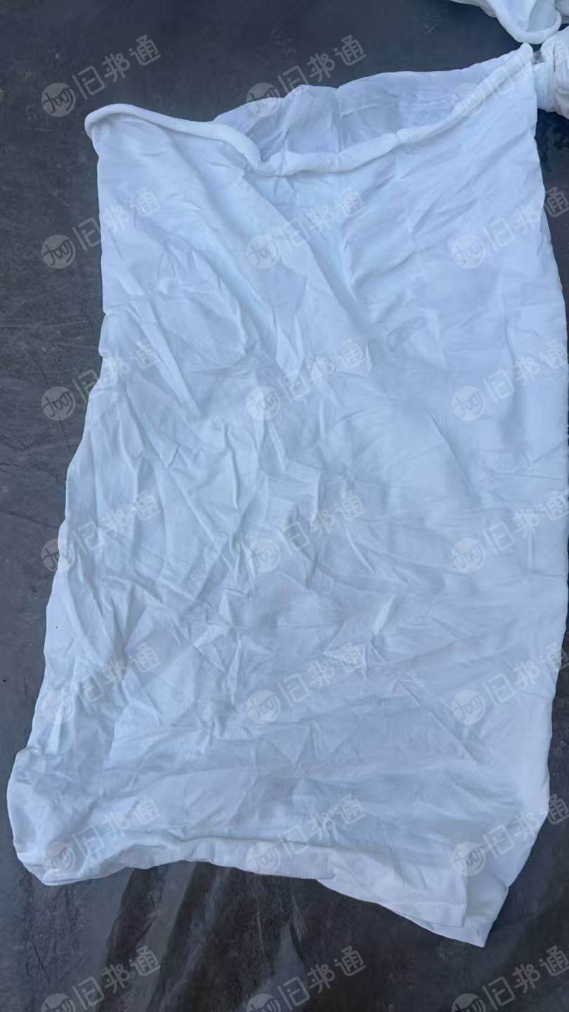 长期出售做无缝内衣下来的大块布，涤纶，锦纶，棉的都有，统货走，40公分到1米左右长度，现货15吨