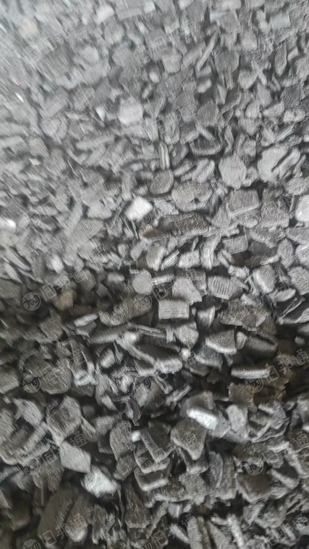 长期出售阻燃合金破碎料，PC焊丝盘破碎料，现货100吨