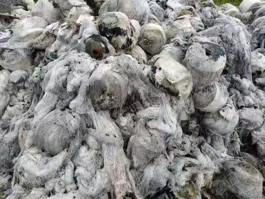 出售被火烧棉纱，处理棉纱，涤棉棉纱，现货有十几吨，货在江西赣州