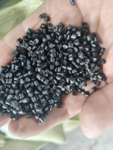 出售干造编织袋颗粒，注塑用，过60目，每个月四五百吨