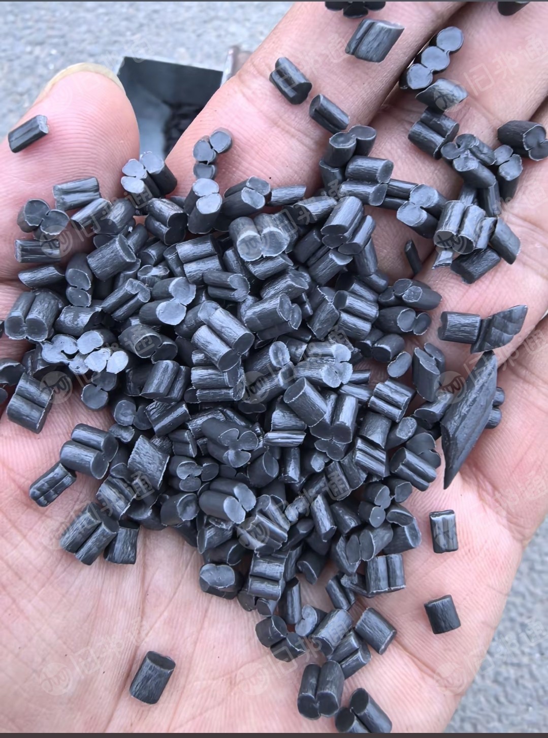 出售水洗花高压颗粒，过100目