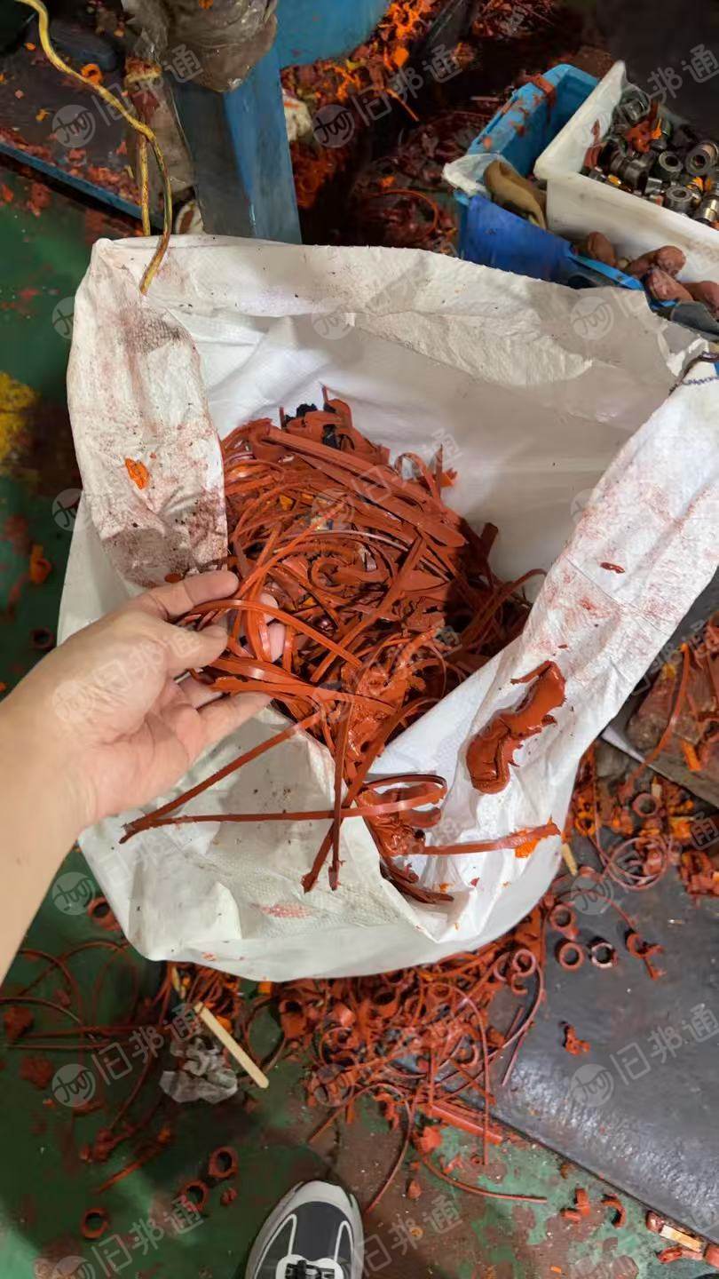 长期出售硅胶边角料