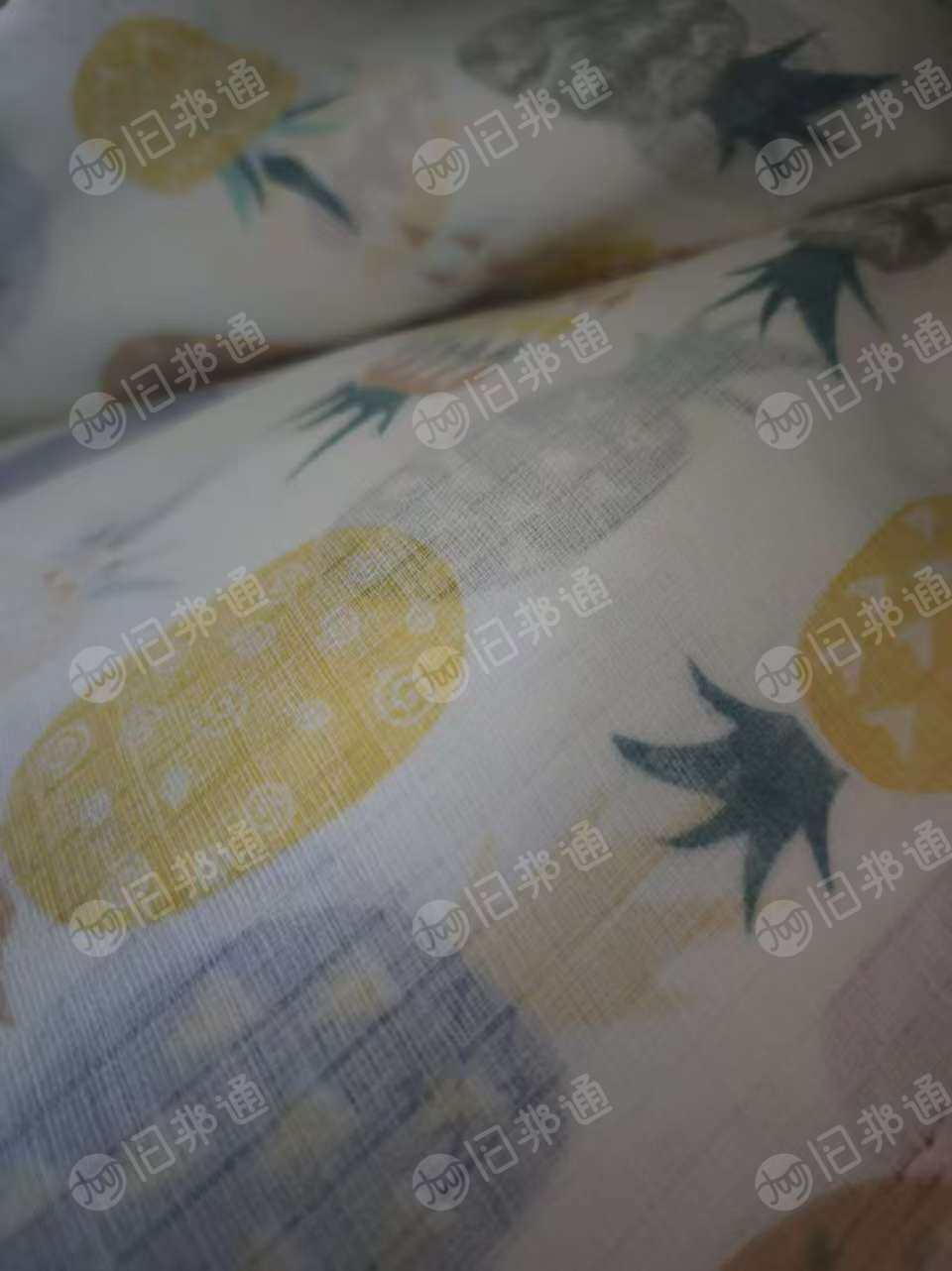 出售纯棉双层纱布,印花纱布,门幅1.5-1.6左右,密度是10884,现货有十几吨