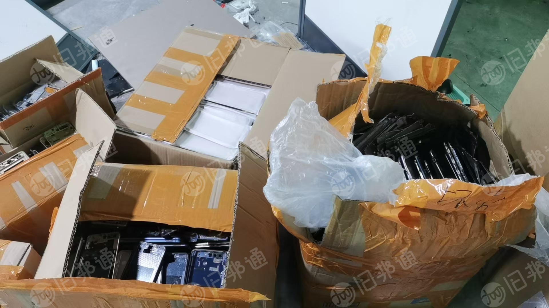 出售含铝的手机后盖，手机中框