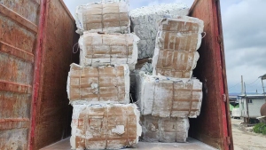 厂家长期收购废化工纸袋，二氧化硅袋，纯牛皮纸袋，各类带薄膜牛皮纸袋