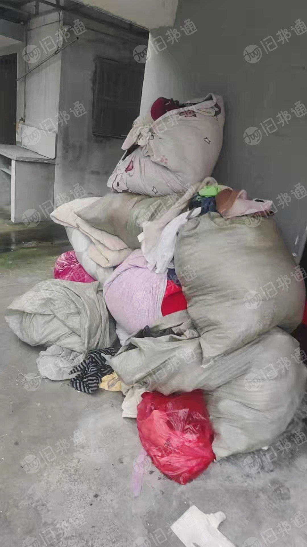 长期出售旧衣服统货，通货，在安徽黄山