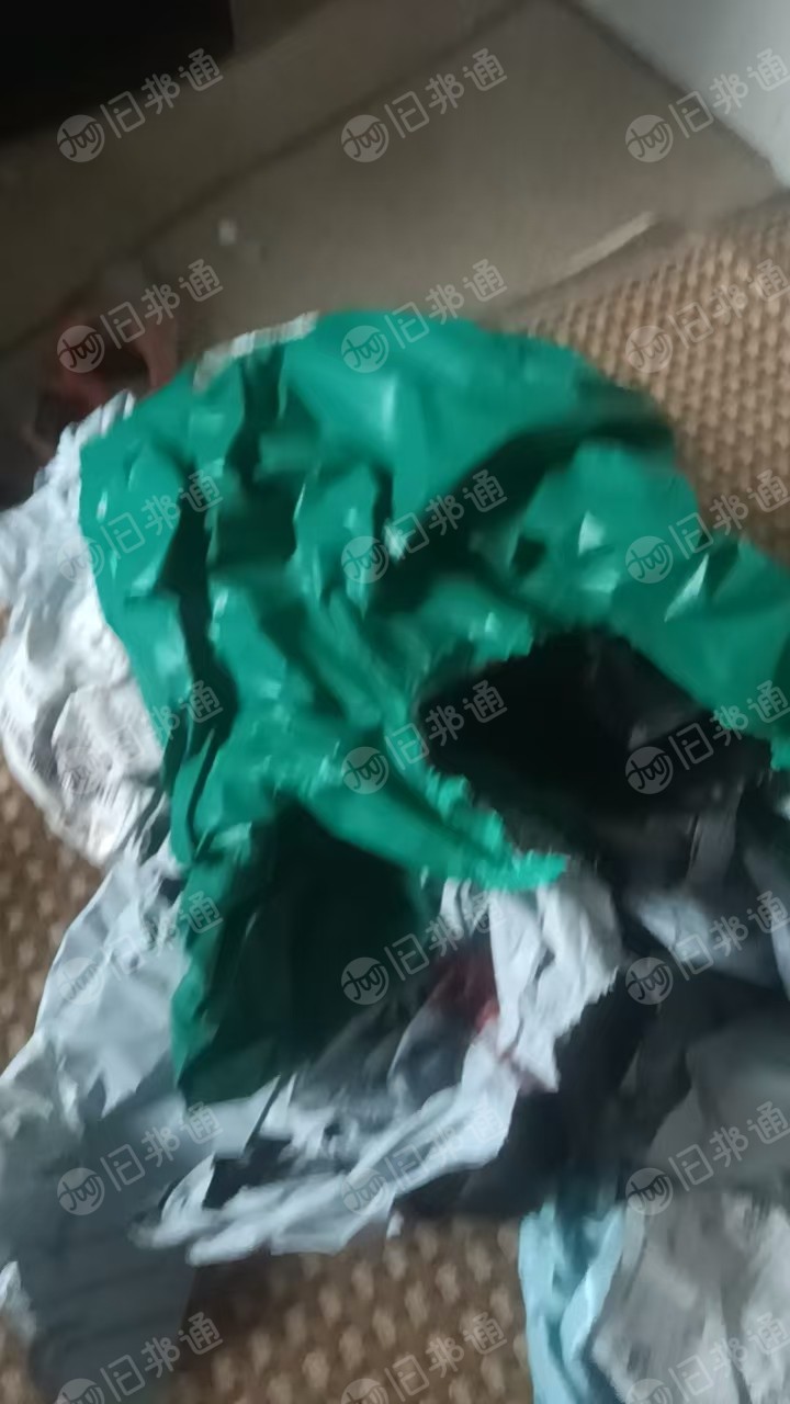 出售电商公司下来的PE快递袋和服装袋，可按要求分拣压包