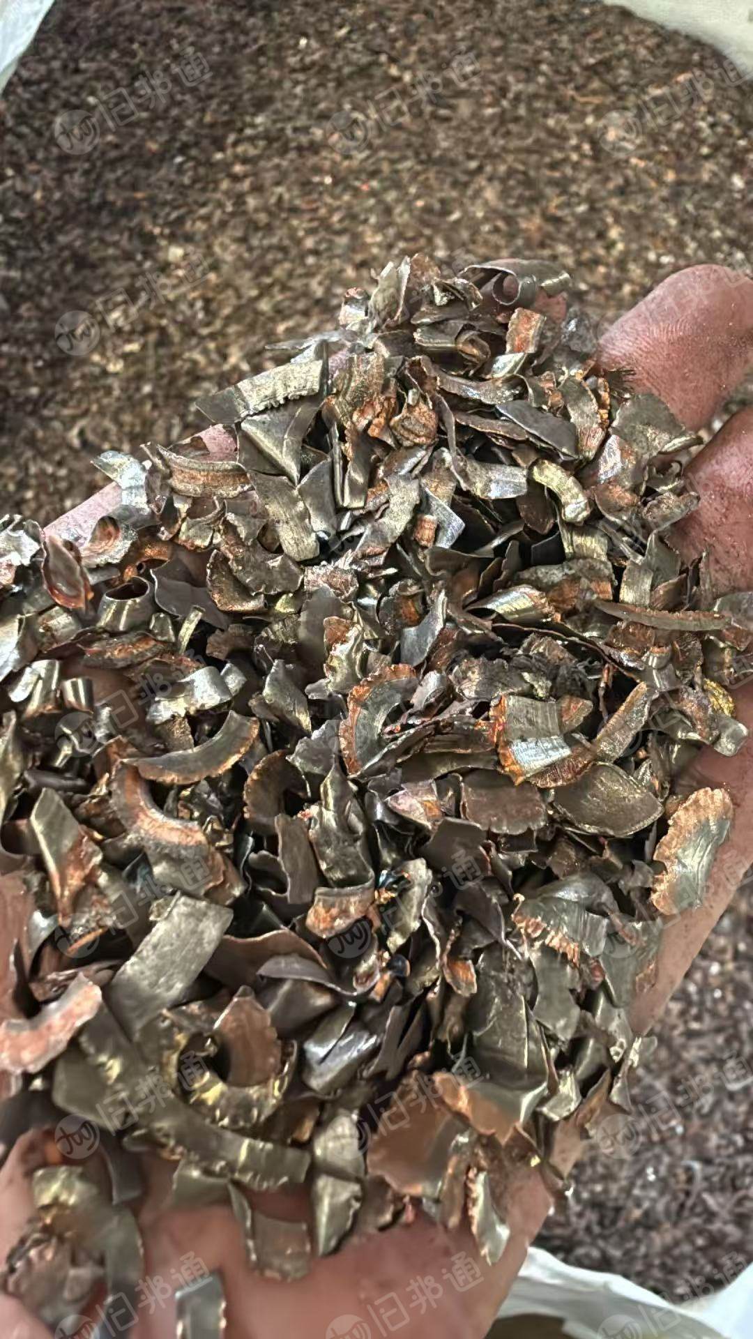 长期出售铜刨花,含铜55-70左右,现货200吨