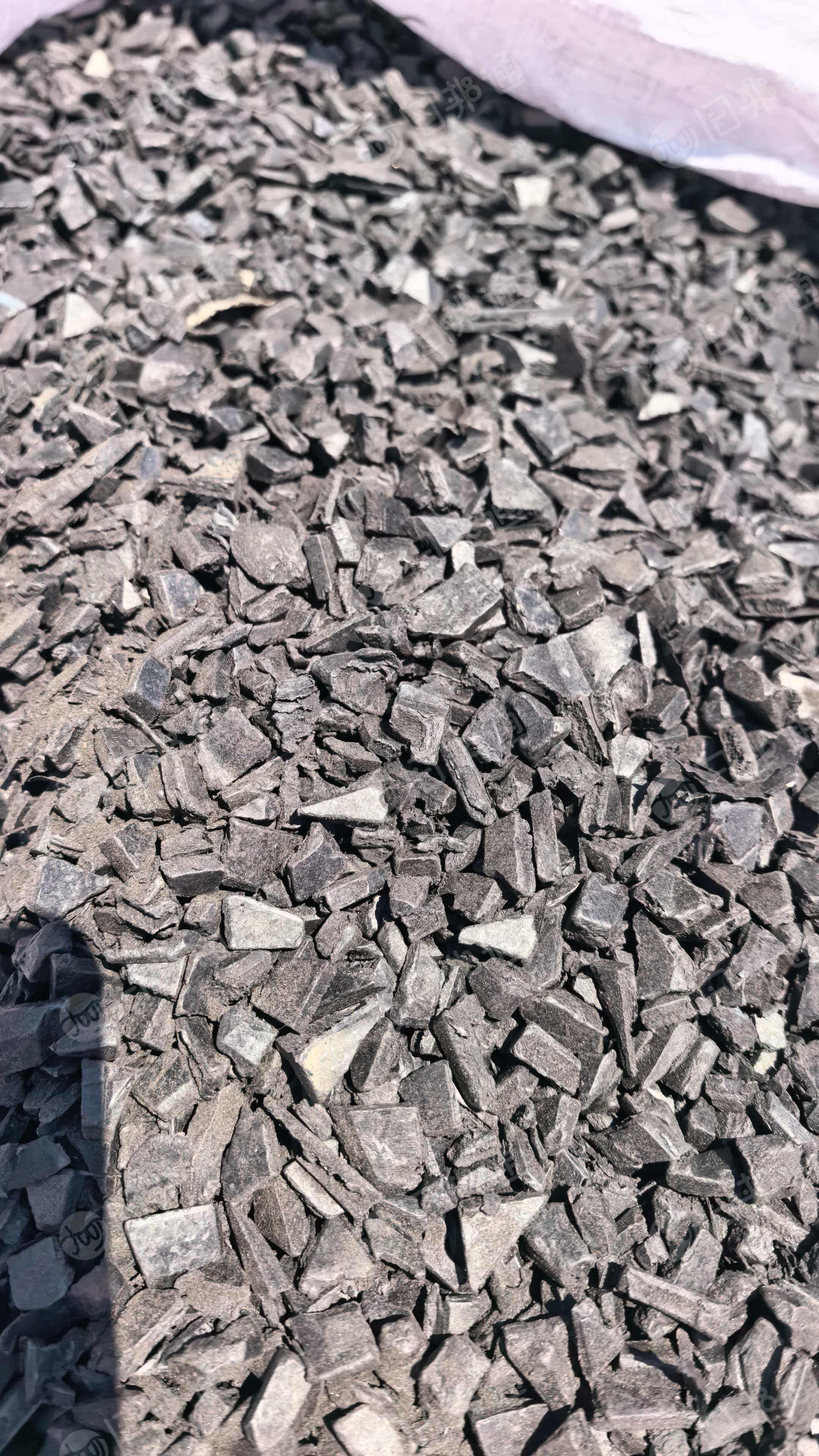出售尼龙水箱破碎料，双6，现货100吨