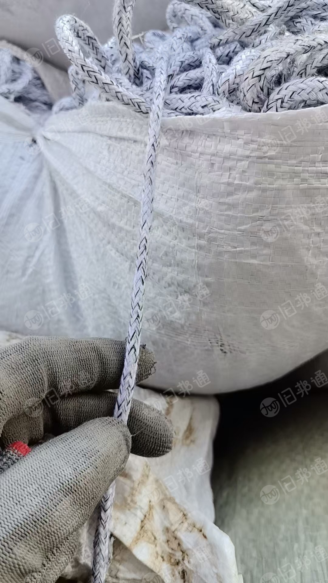 长期出售织鞋带下来的涤棉绳子,涤棉绳,现货6吨,在浙江温州