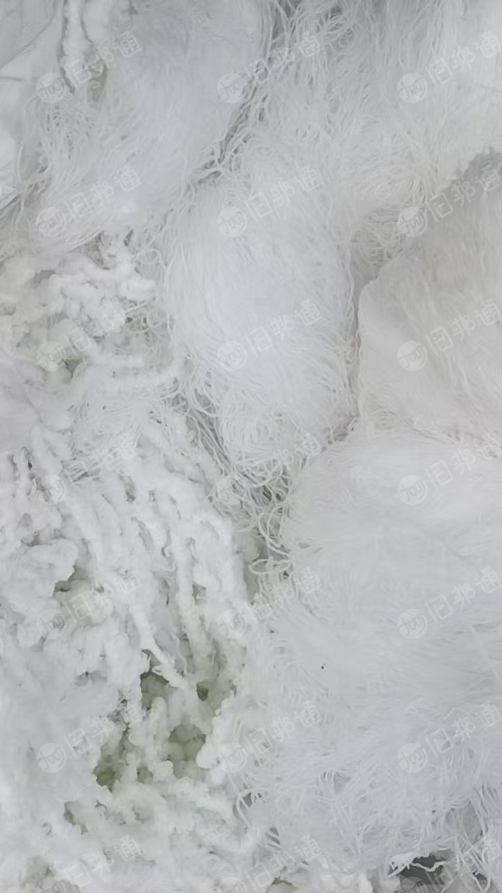 长期出售纺织厂下来的纯涤纶废丝，有涤纶干丝，涤纶水丝，分开出，月供几十吨，在福建福州