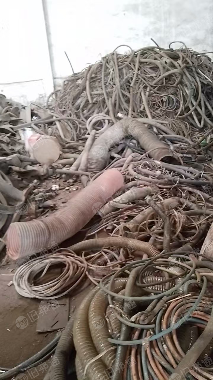 出售橡胶管废料,现货一挂车