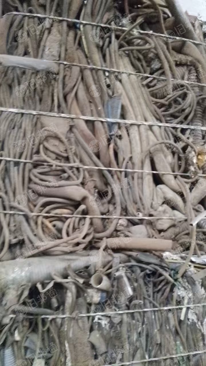 出售橡胶管废料，现货一挂车