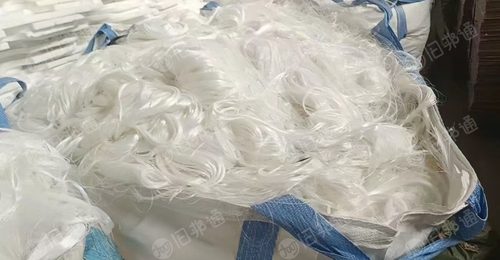 长期出售涤纶废丝，涤纶有光废丝，涤纶无光废丝，无光现货几十吨，在福建泉州