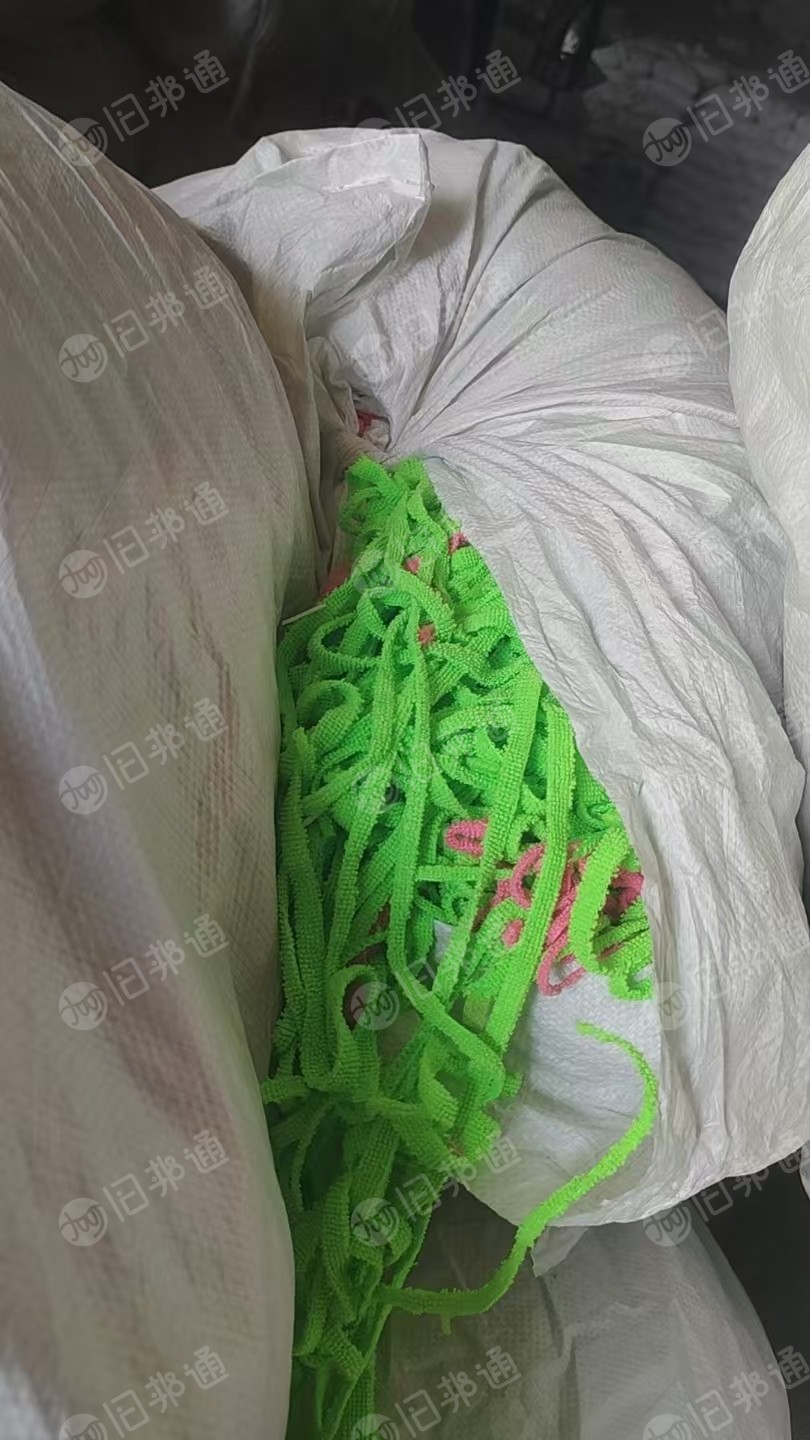 长期出售杂色绒布边角料，绒布下脚料，现货十几吨，在河北保定