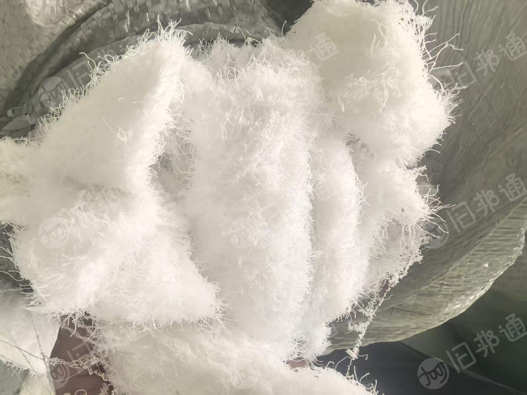 长期出售锦氨废丝，锦纶包芯纱，锦氨干丝，现货有20吨左右，货在江苏宿迁