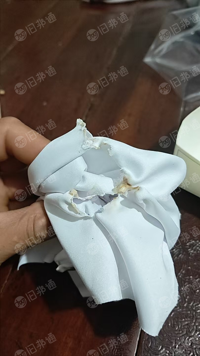 长期出售做眼镜布下来的涤锦废布，涤锦边角料，涤50锦纶50，现货十几吨，货在江苏无锡