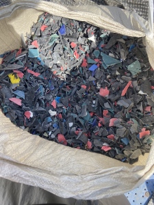 出售PE波纹管破碎料，清洗甩干上机料，长期有货