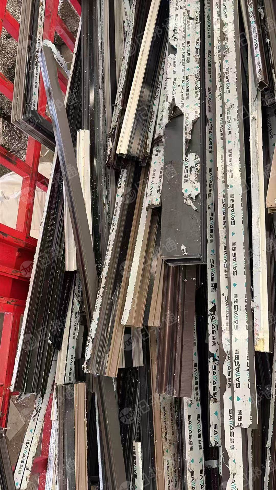 常年出售断桥铝废料
