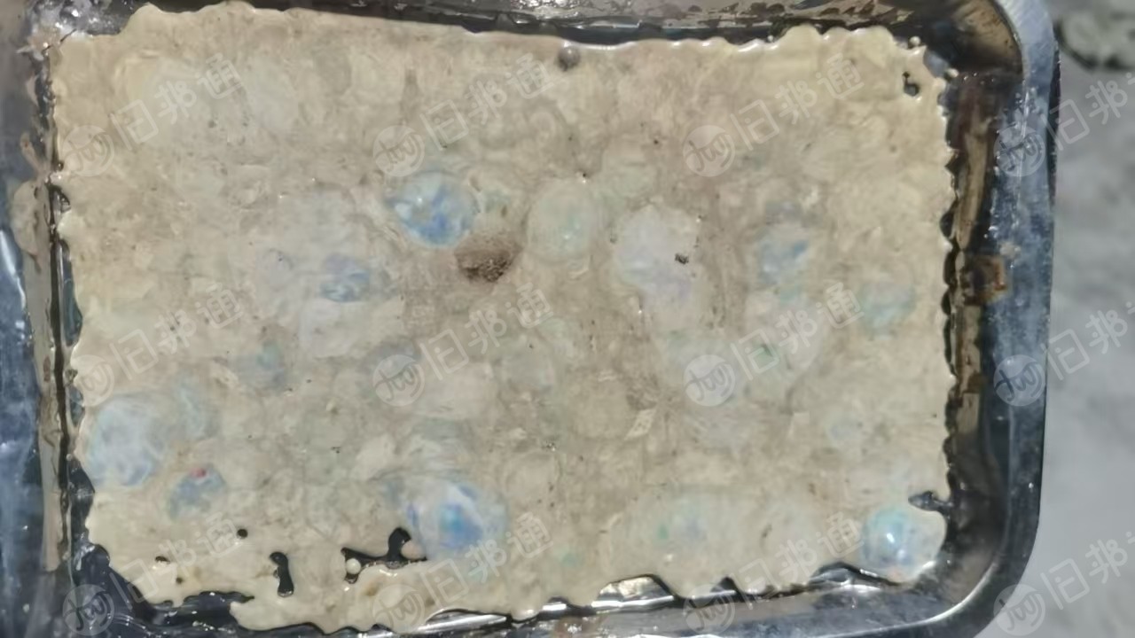 长期出售涤纶泡料，pet泡料，涤纶布泡，白色，黑色，日产70吨，在江苏连云港