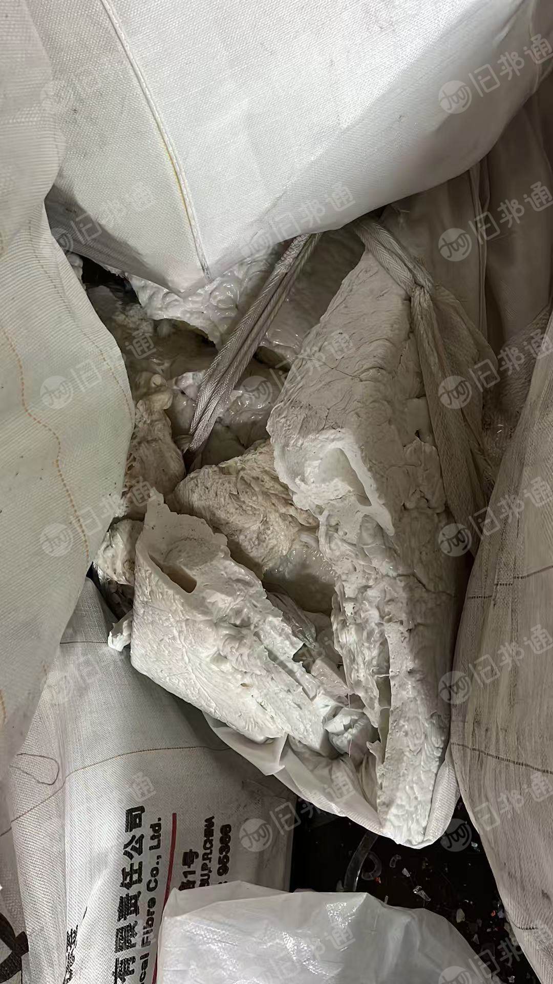 长期出售白色PET复合PMMA膜机头料，现货15吨