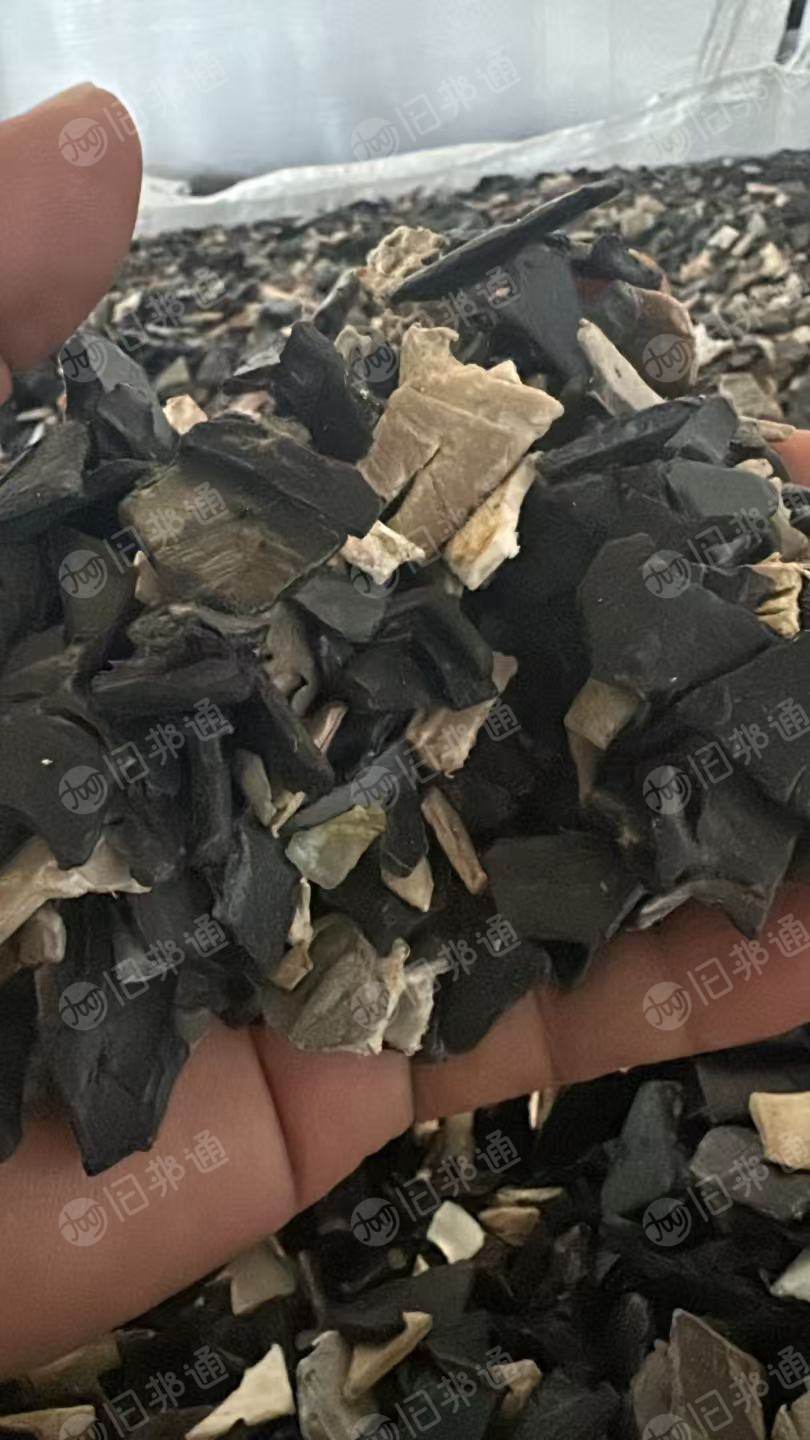 出售汽车内饰破碎料，沉浮冲击10个，盐漂，冲击6.7个，清洗甩干，每个月900吨