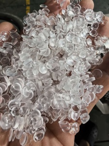 出售光伏厂EVA透明膜颗粒，过200目网，现货20吨，