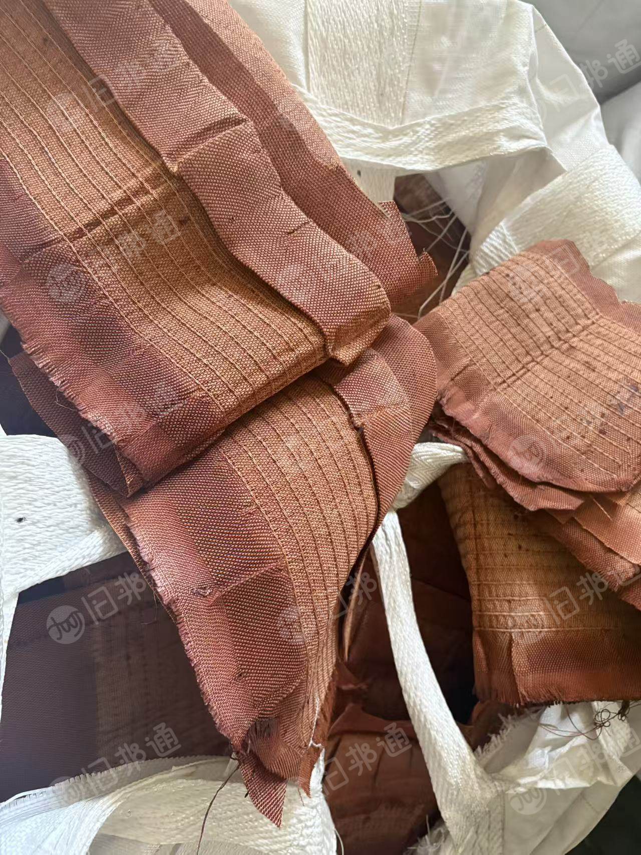 长期出售涤纶帘子线，浸过胶，没浸胶的都有，统货走，现货三十多吨，货在江苏苏州