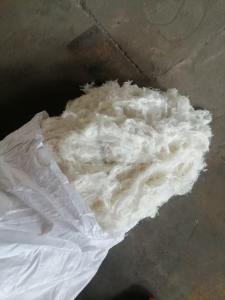 长期出售尼麻开花料，尼龙复合亚麻料，开花料，现货有6.8米一车，货在江苏苏州