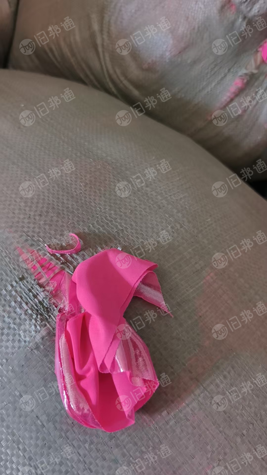 长期出售氨纶废布，氨纶边角料，纯氨纶跟复合的，都有分开，纯的现货10吨左右，在江苏宿迁