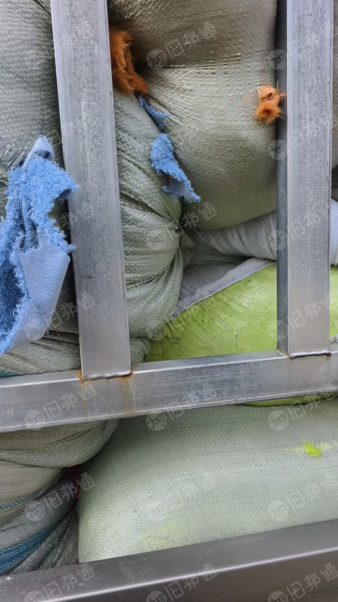 长期出售氨纶废布，氨纶边角料，纯氨纶跟复合的，都有分开，纯的现货10吨左右，在江苏宿迁
